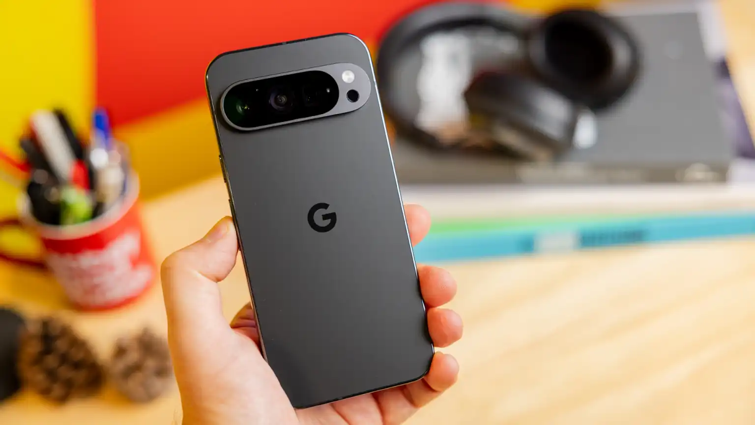 You are currently viewing Google Pixel 9 Pro Review: AI Features, Camera Quality, and Daily Use Experience